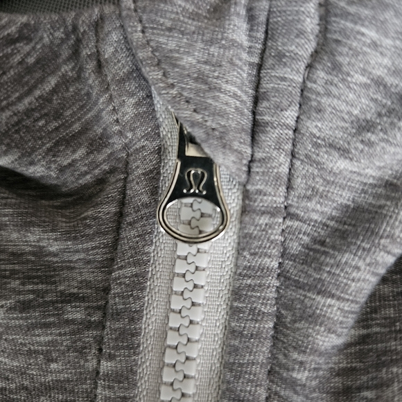 Lululemon Define Pullover - Picture 7 of 10